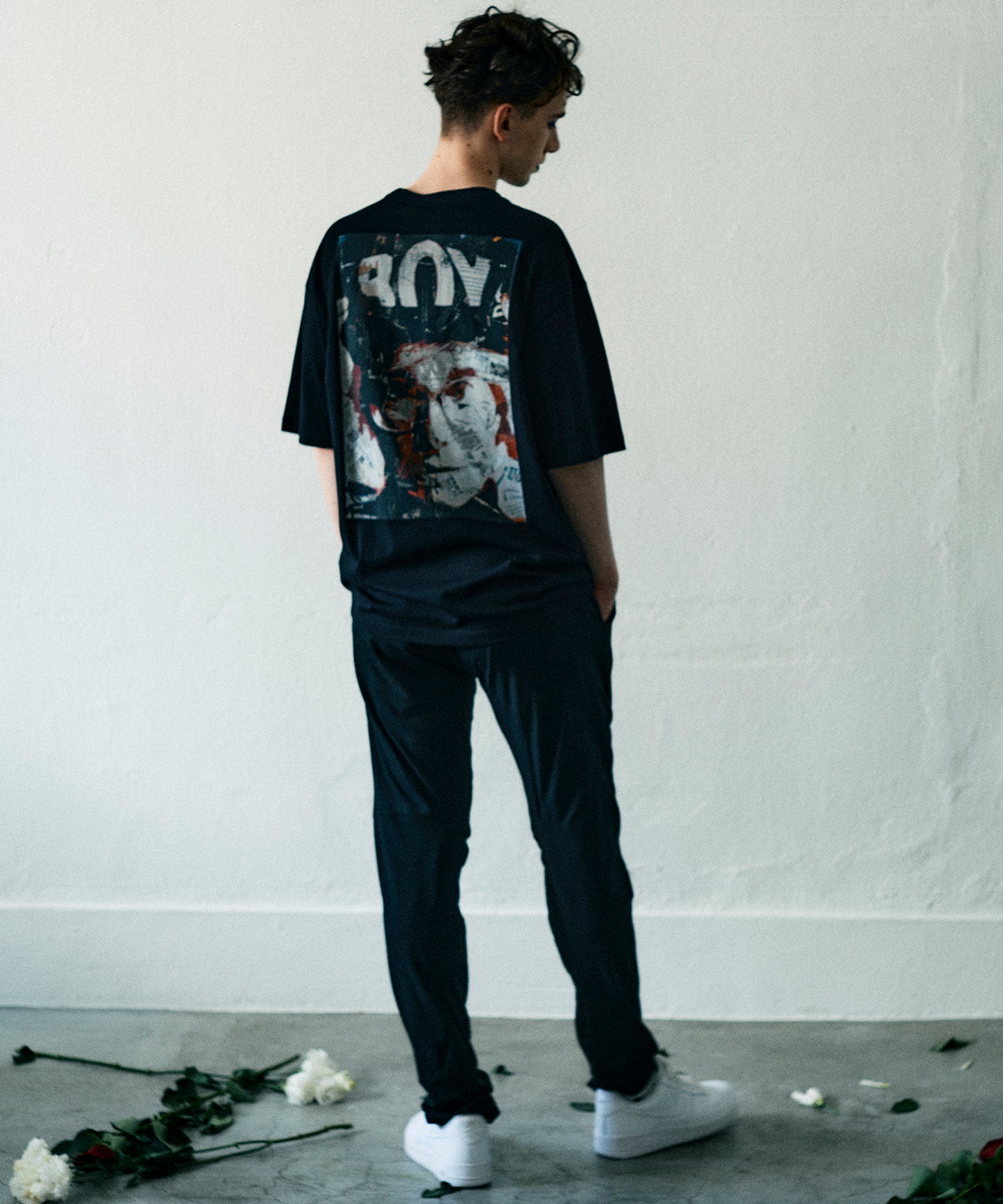 COLLAGE GRAPHIC TEE BLACK【B232N0170202】