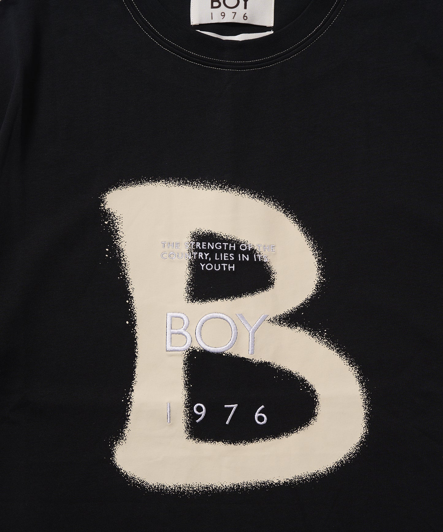 B LOGO Color Thread TEE BLACK【B233N0171002】