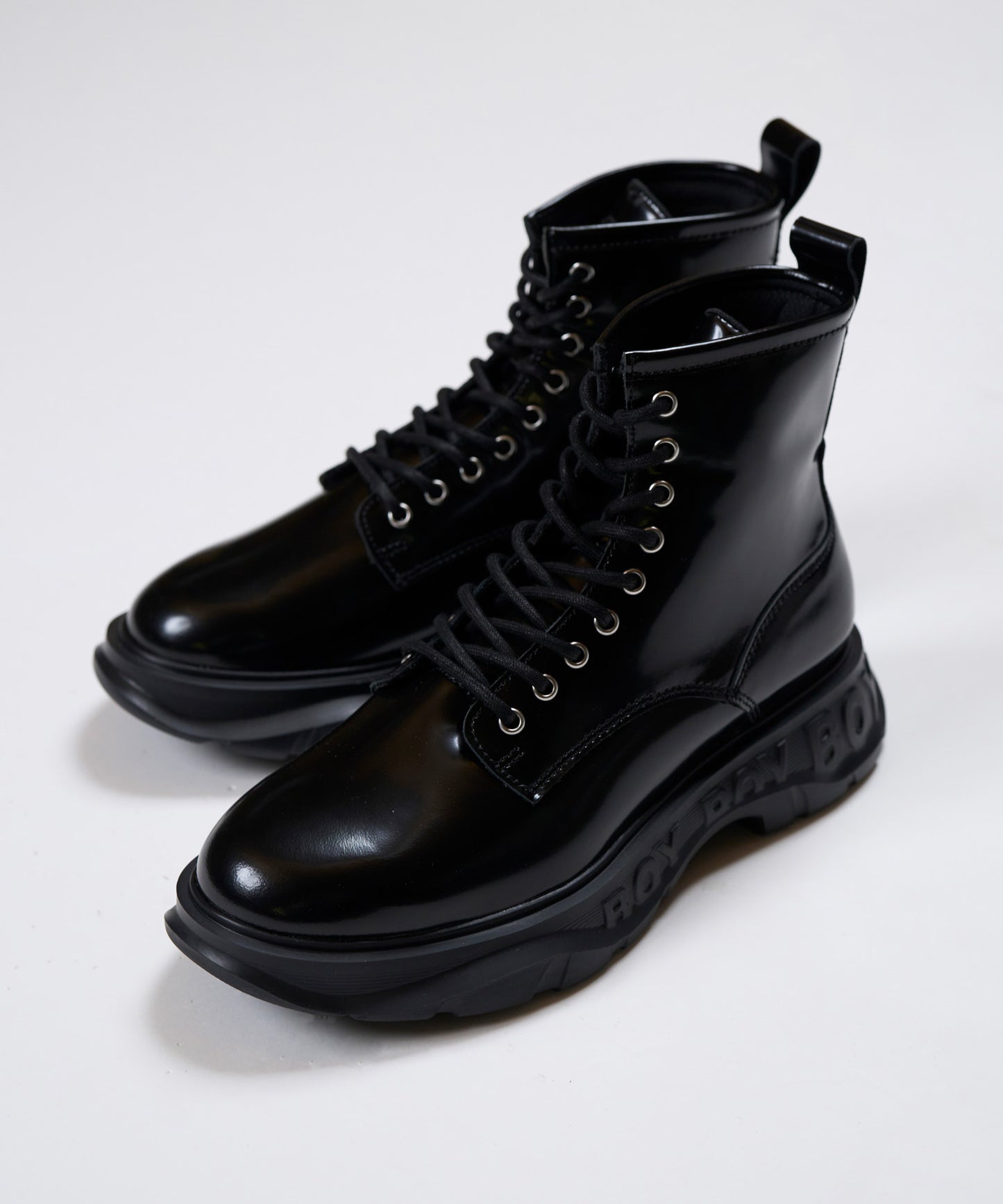 BOY NINE HOLE BOOTS【B233N7900302】