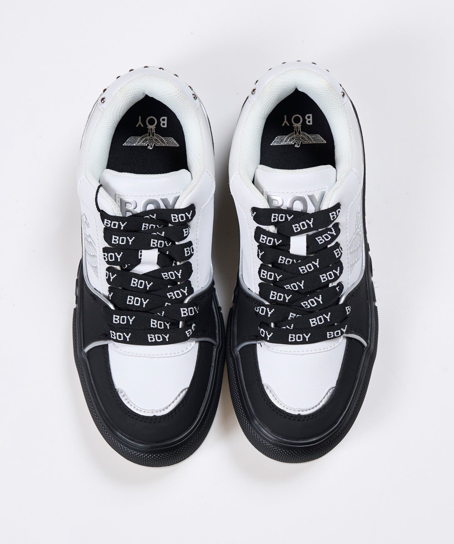 BOY MONO STUDS SNEAKER【B233N7900901】