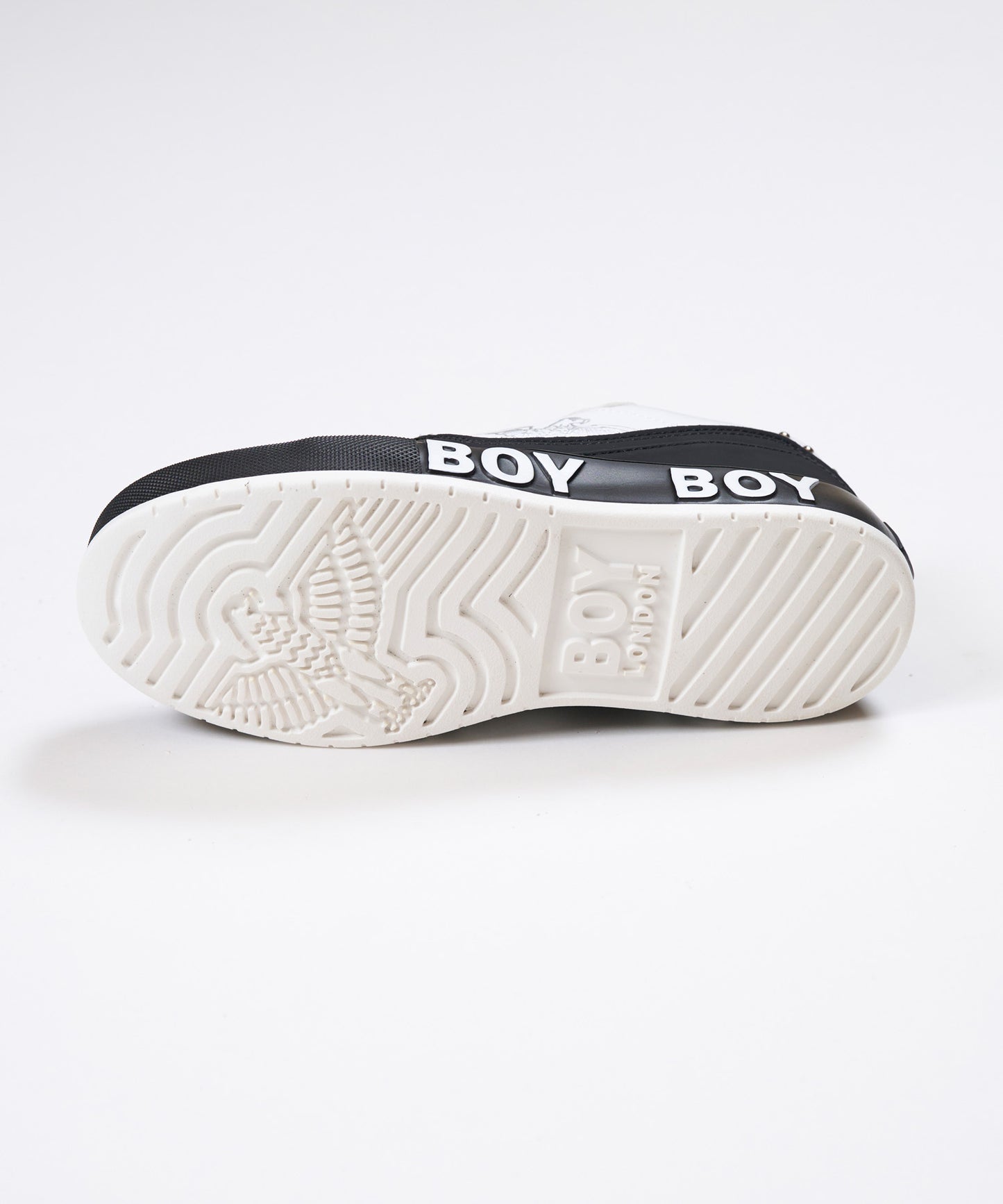 BOY MONO STUDS SNEAKER【B233N7900901】