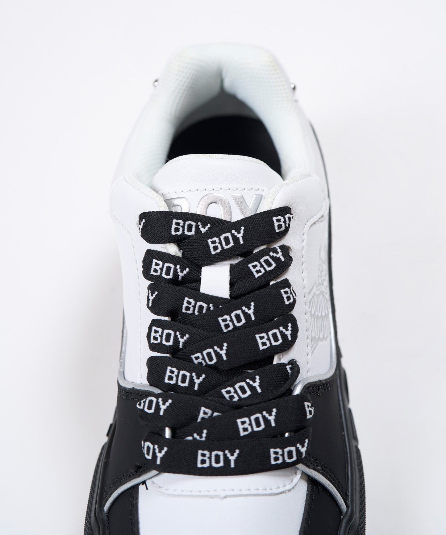 BOY MONO STUDS SNEAKER【B233N7900901】