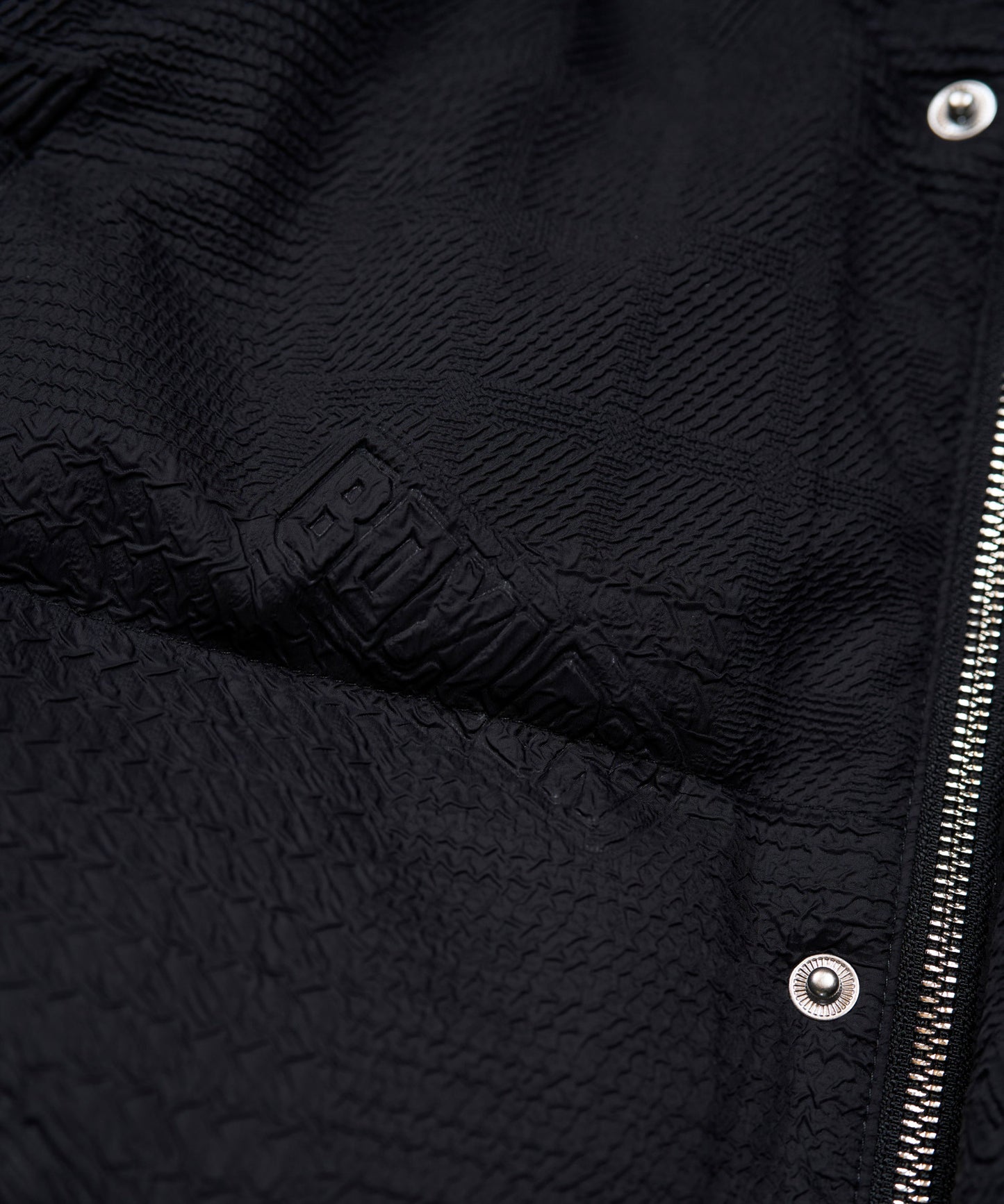 BOY LOGO EMBOSSING DOWN BLOUSON BLACK【B233N2801102】