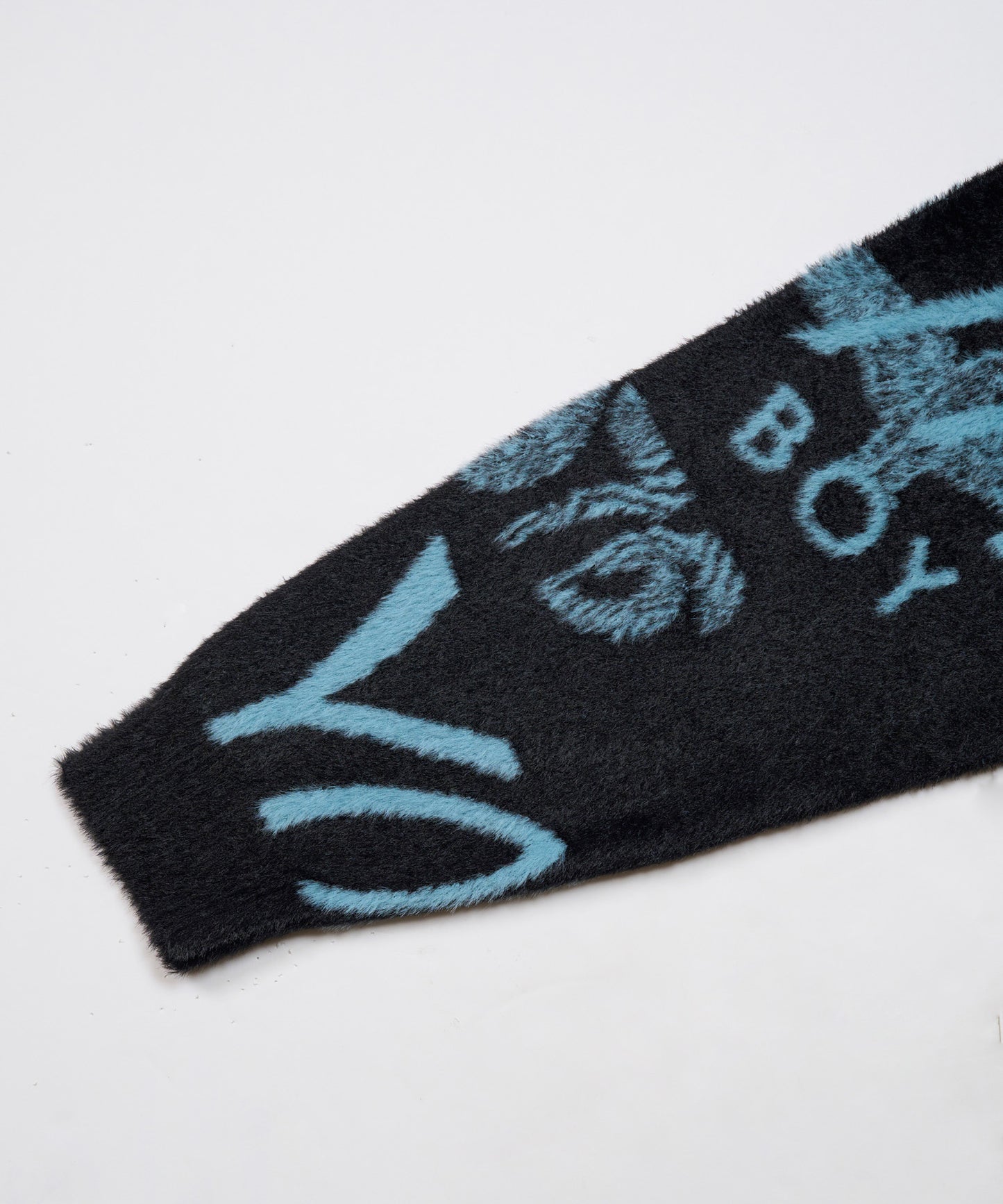 LEAVE THE BOY ALONE SHAGGY JACQUARD KNIT BLACK【B234N6070302】