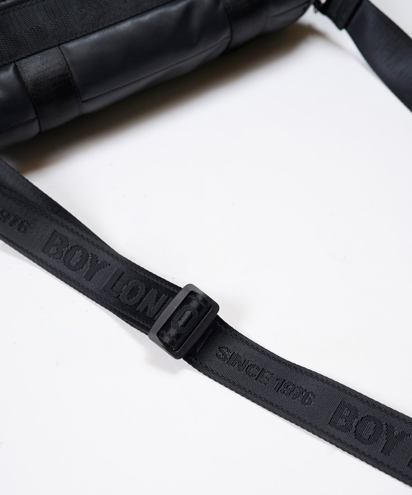 BOY LOGO SHOULDER BAG【B234N8500202】