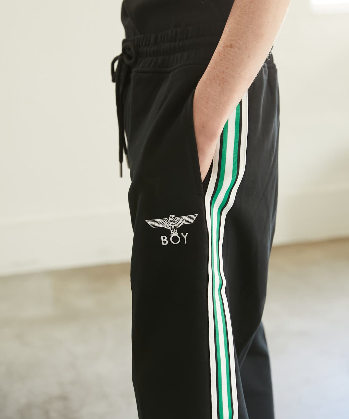 BOY RIB TRACK PANTS BLACK【B234N1501202】