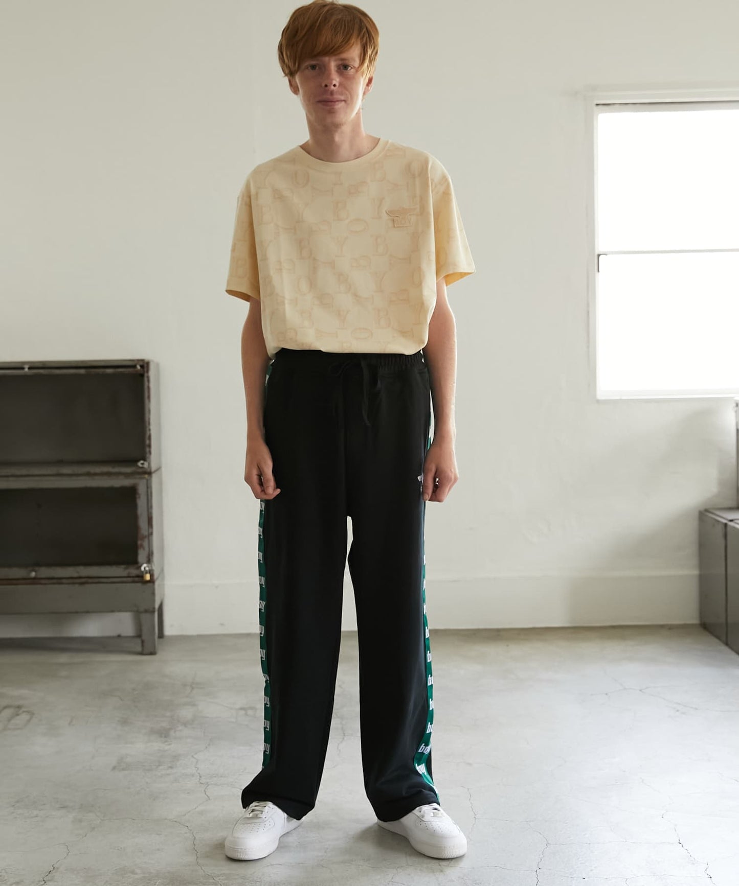 BOY SHADOW PRINT TEE KHAKI【B243N0116811】