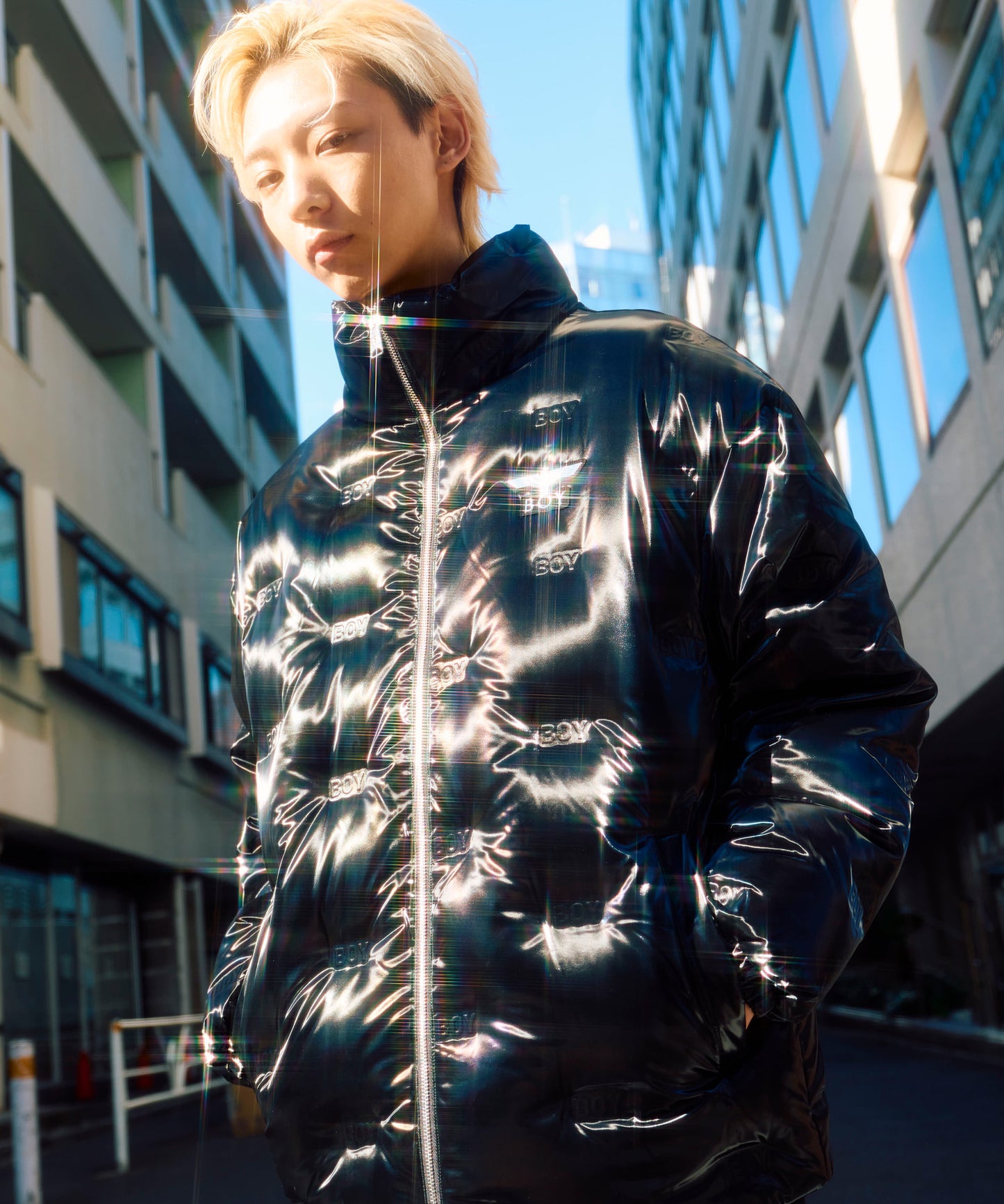 BOY LOGO GLOSSY DOWN BLOUSON BLACK【B233N2801302】