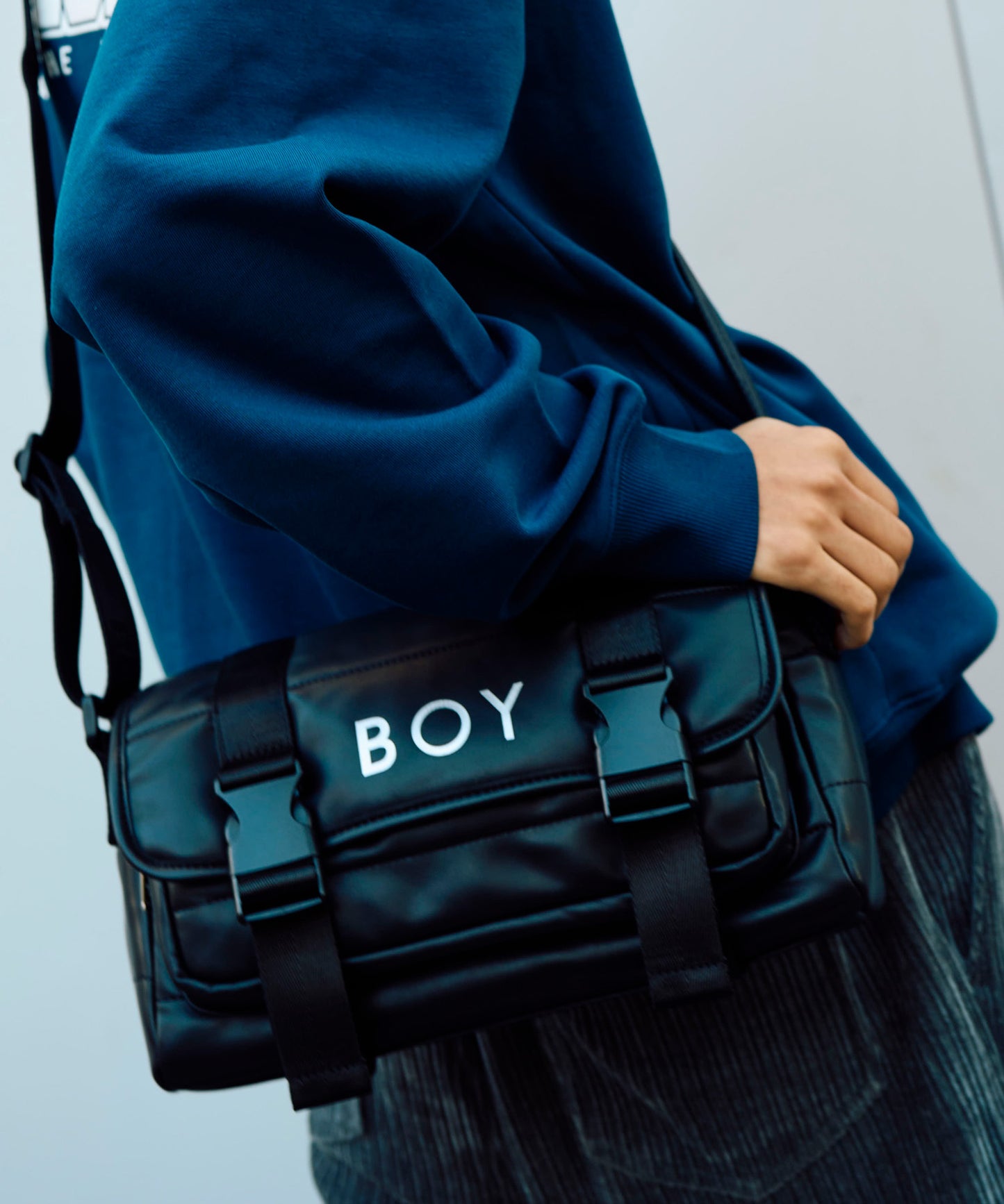 BOY LOGO SHOULDER BAG【B234N8500202】
