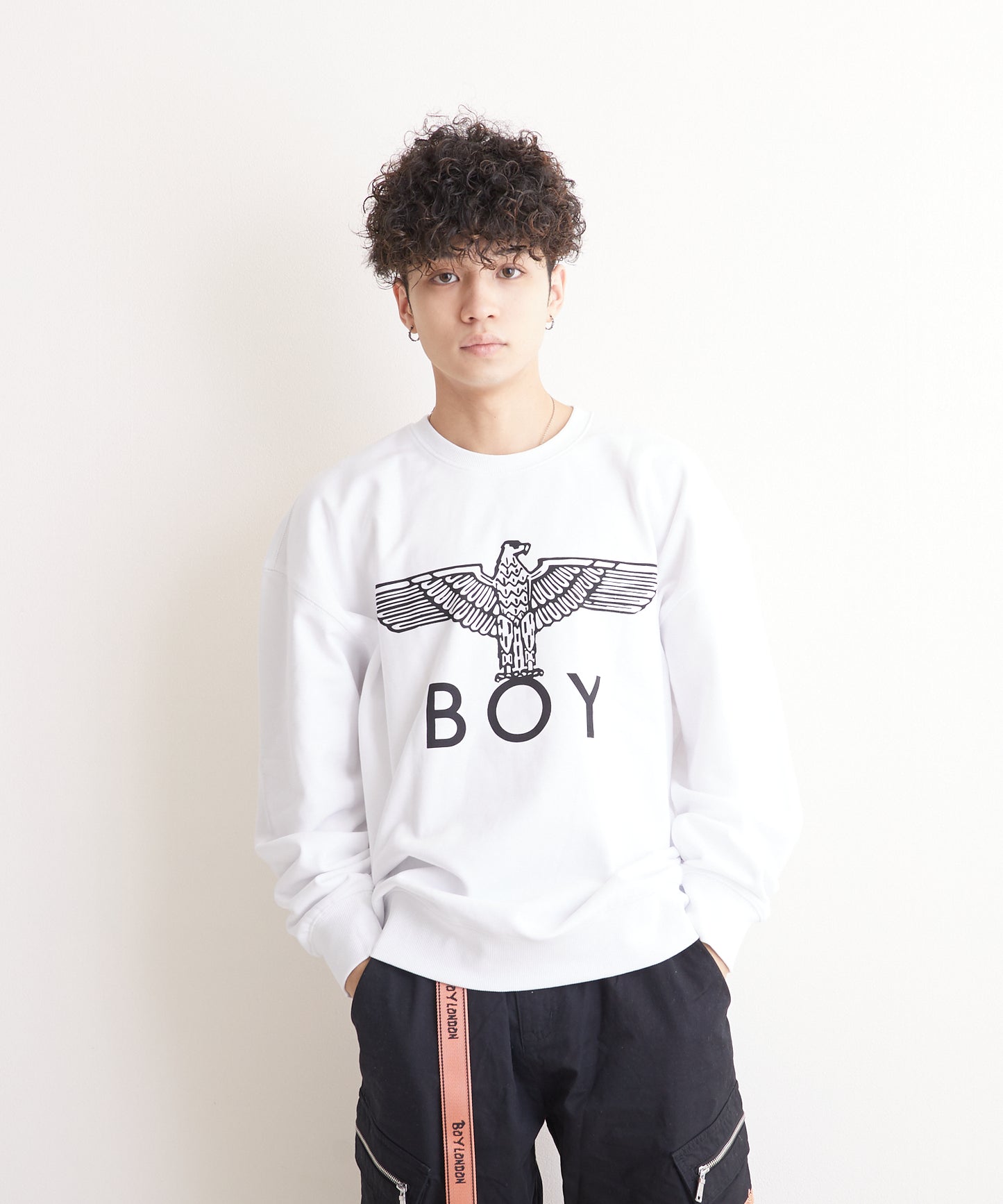 CLASSIC EAGLE BOY CREWNECK SWEAT WHITE/BLACK【AFJ-2000-SWW01】