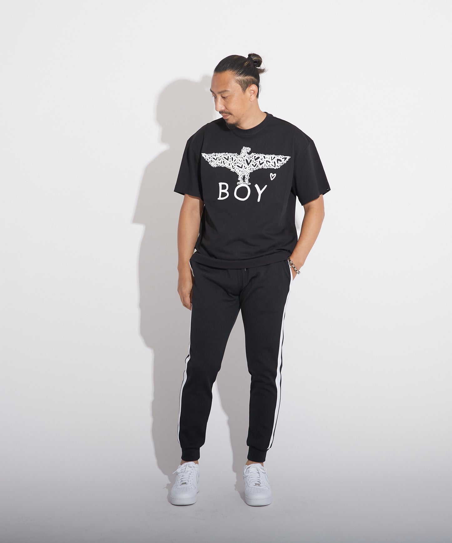 HEART EAGLE TEE BLACK【B223N0160102】