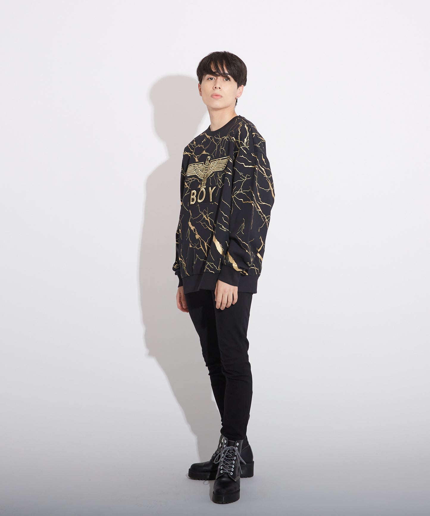 3D EMBROIDERY CRACKED PRINT SWEAT BLACK【B223N0300302】