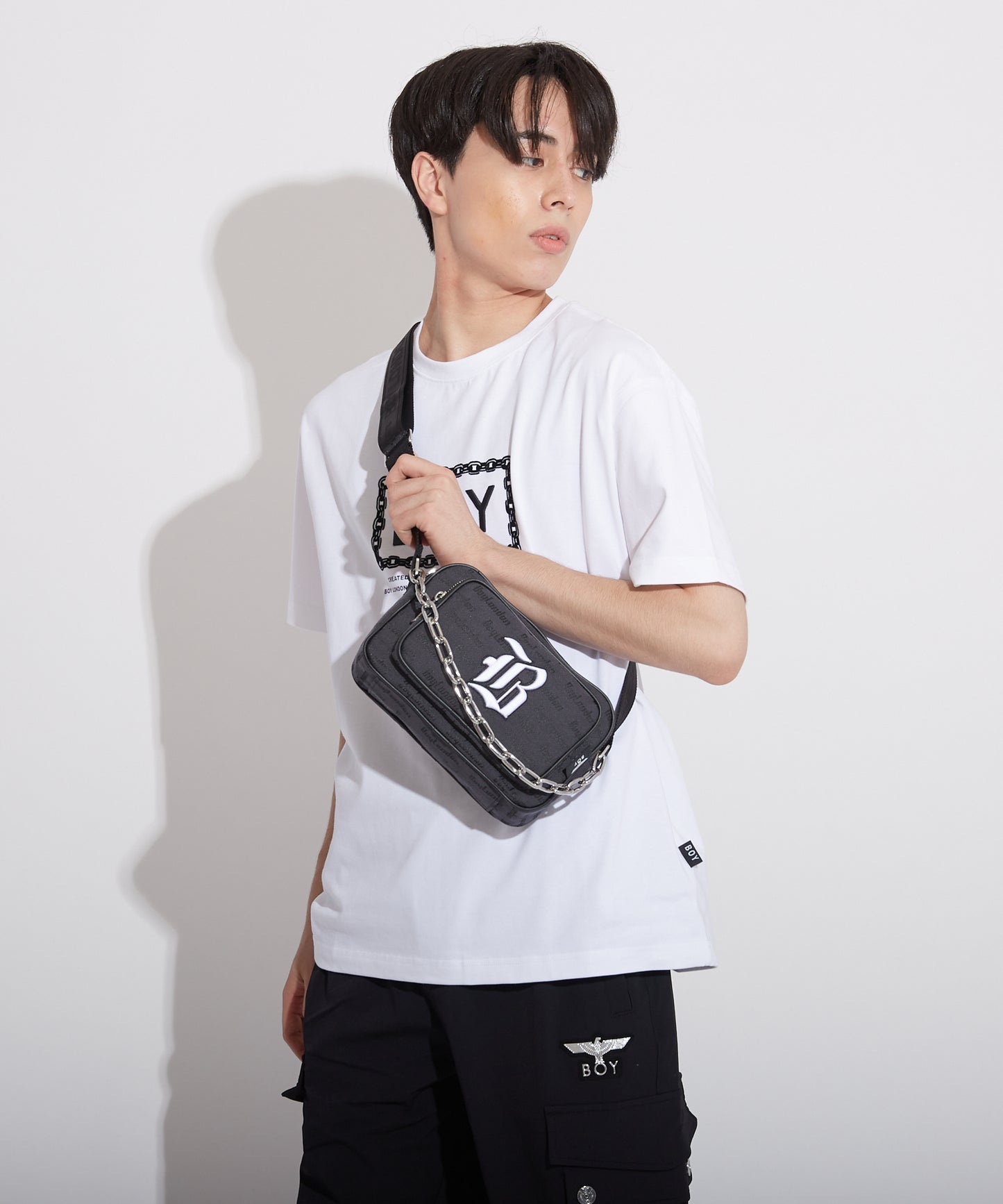 CHAIN DESIGN SHOULDER BAG BLACK【B223N8500302】
