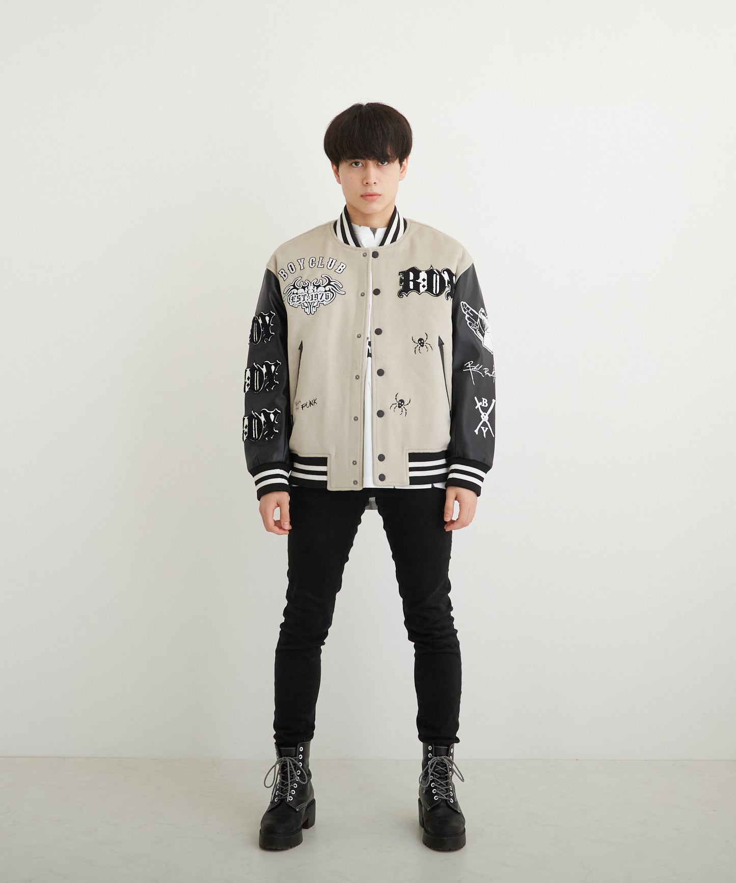 EMBROIDERY PATCH STADIUM JACKET GREY【B224M2970308】