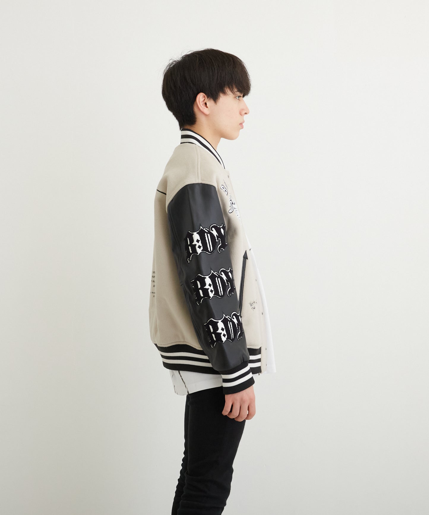 EMBROIDERY PATCH STADIUM JACKET GREY【B224M2970308】