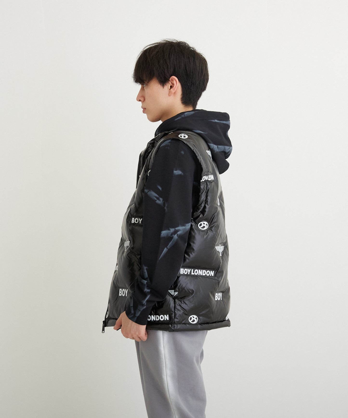 LOGO PATTERN DOWN VEST BLACK【B224N3000102】