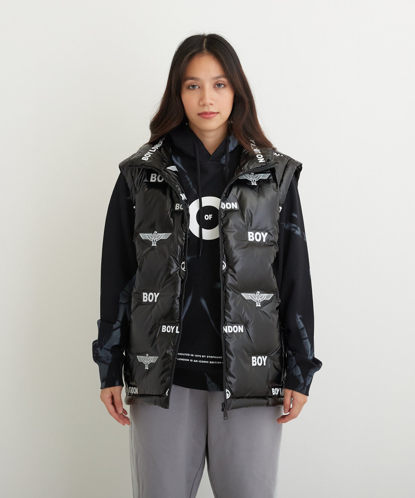 LOGO PATTERN DOWN VEST BLACK【B224N3000102】