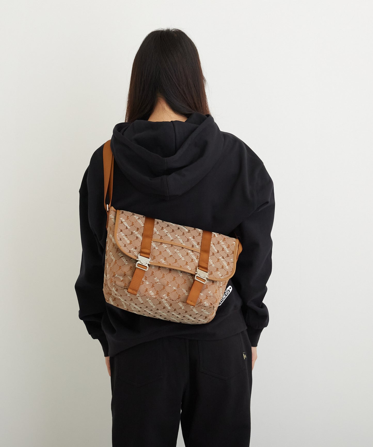 JACQUARD MINI MESSENGER BAG BROWN【B224N8500908】
