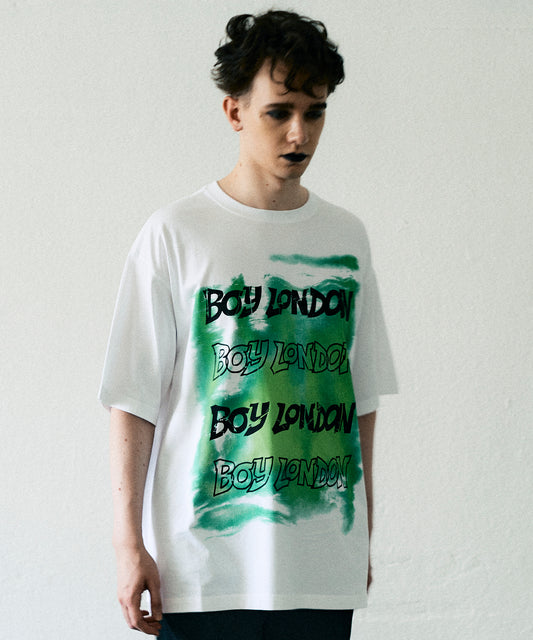 LOGO GRAPHIC TEE WHITE【B232N0105201】