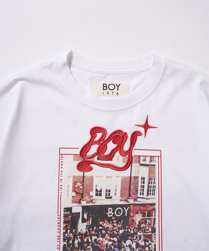 BOY 1976 THE PAST Photo TEE WHITE【B233N0170501】