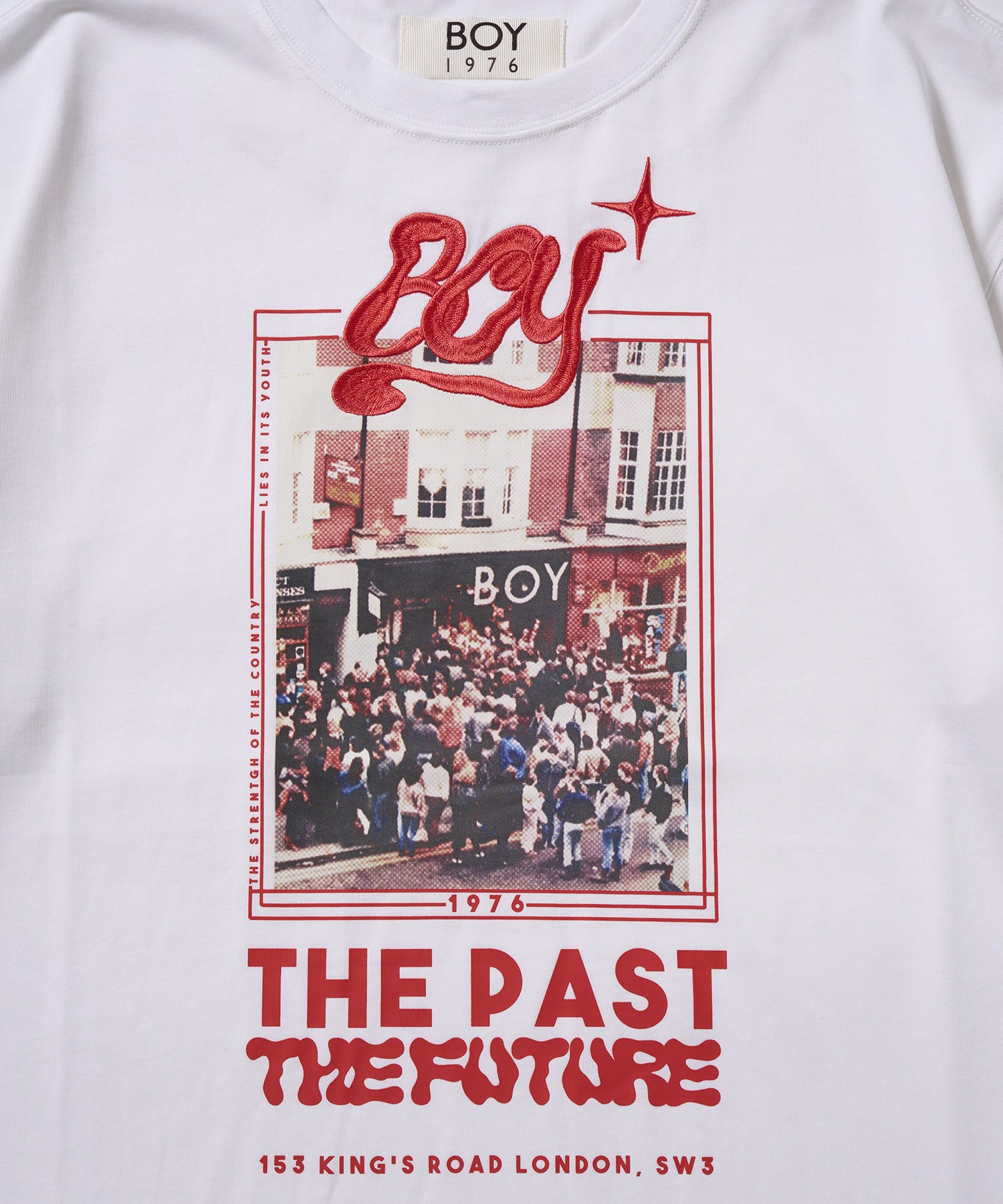 BOY 1976 THE PAST Photo TEE WHITE【B233N0170501】 – BOY LONDON