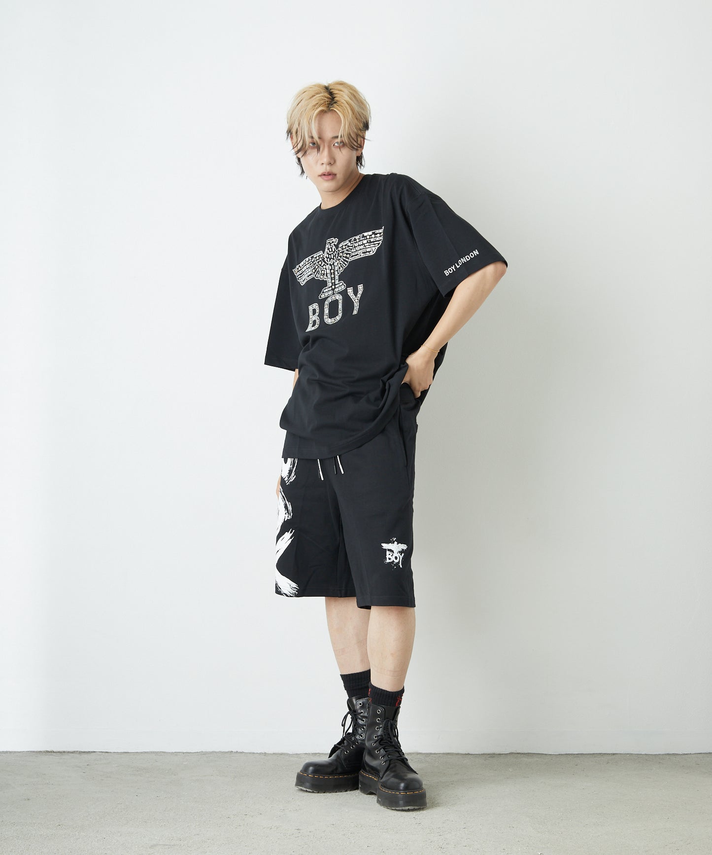 CRYSTAL EAGLE T-SHIRTS BLACK【B221N0101802】