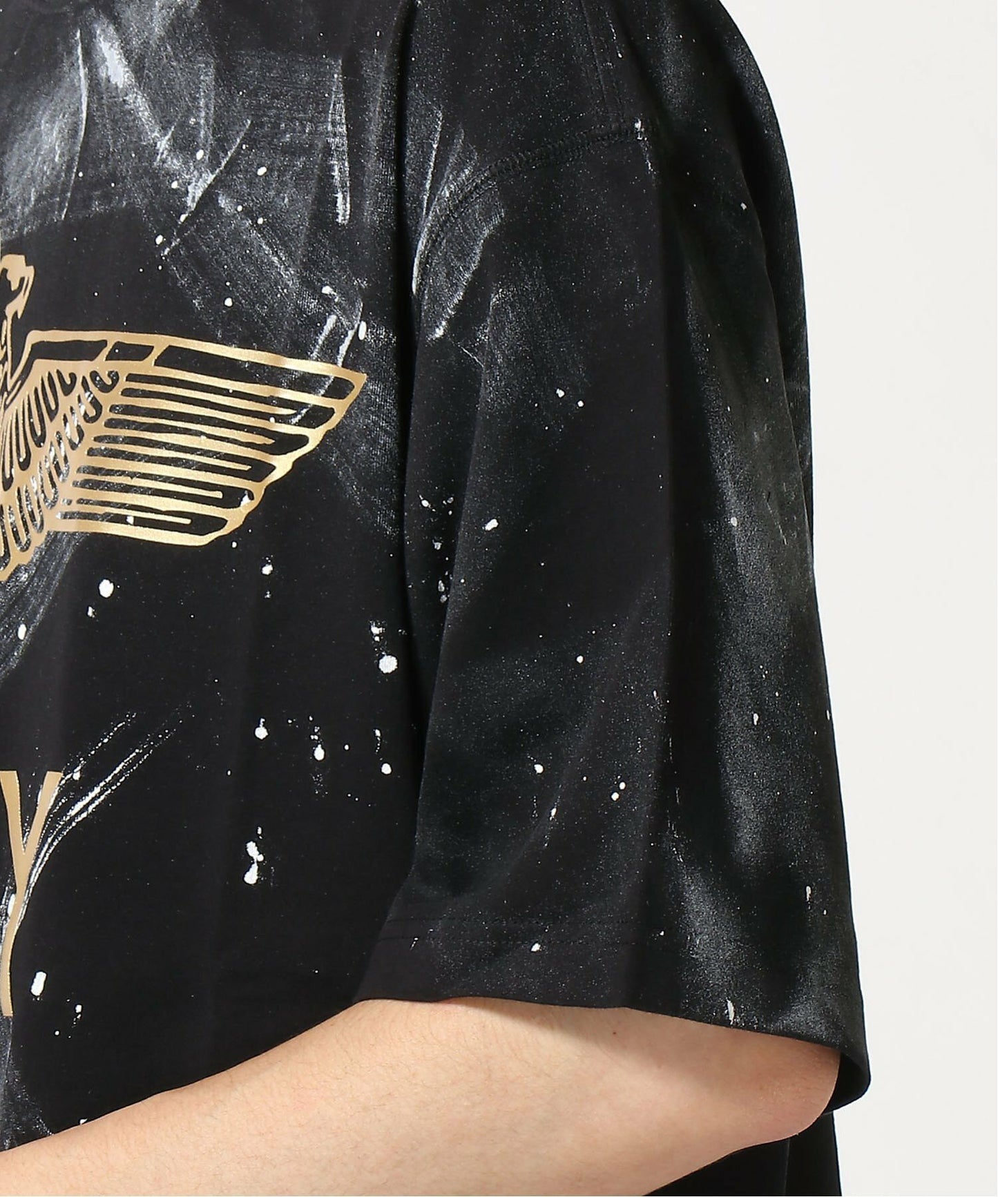 BRUSH PAINTED EAGLE TEE BLACK 【B221N0104302】