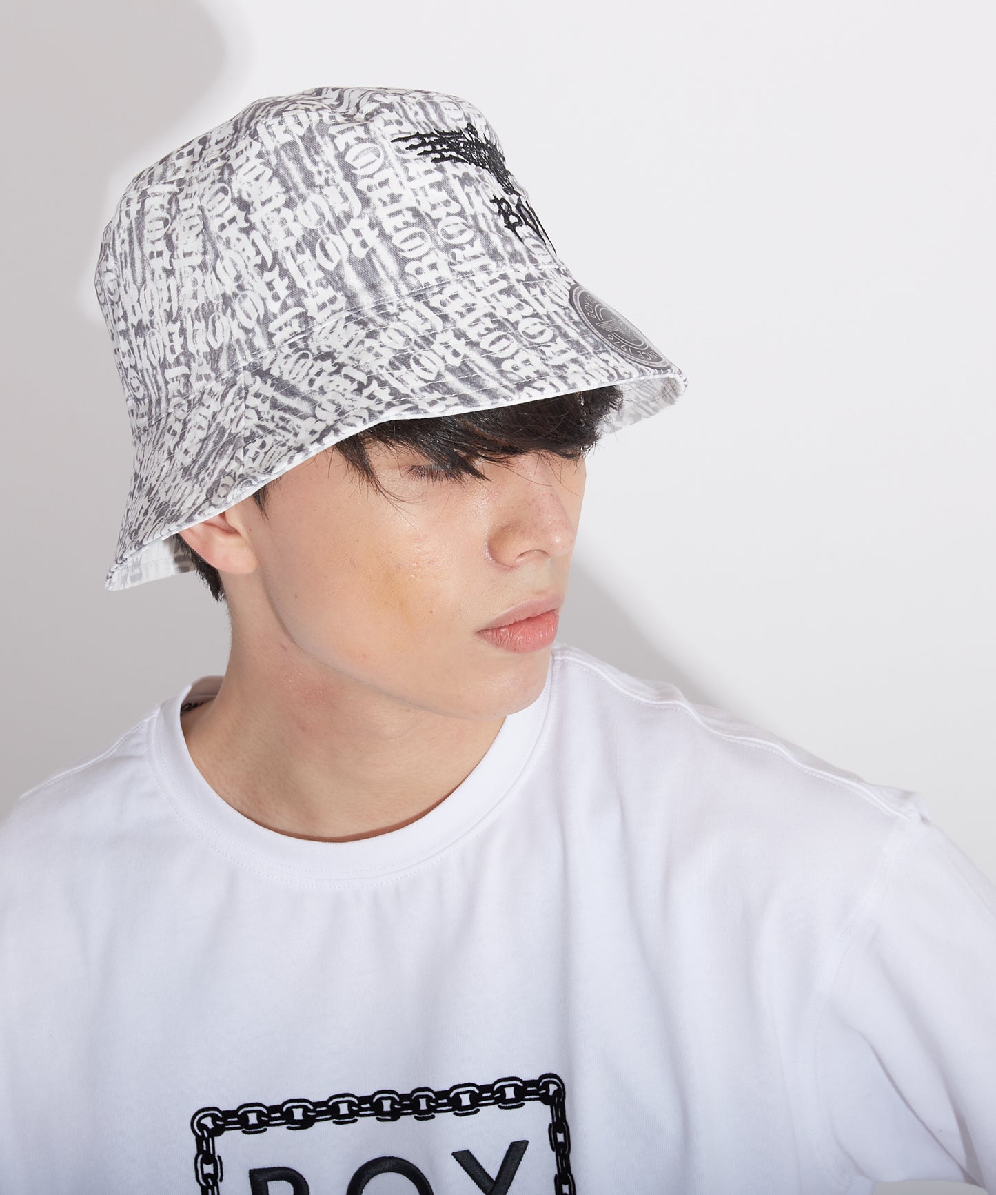 BOY LOGO REVERSIBLE BUCKET HAT WHITE【B223N9000201】