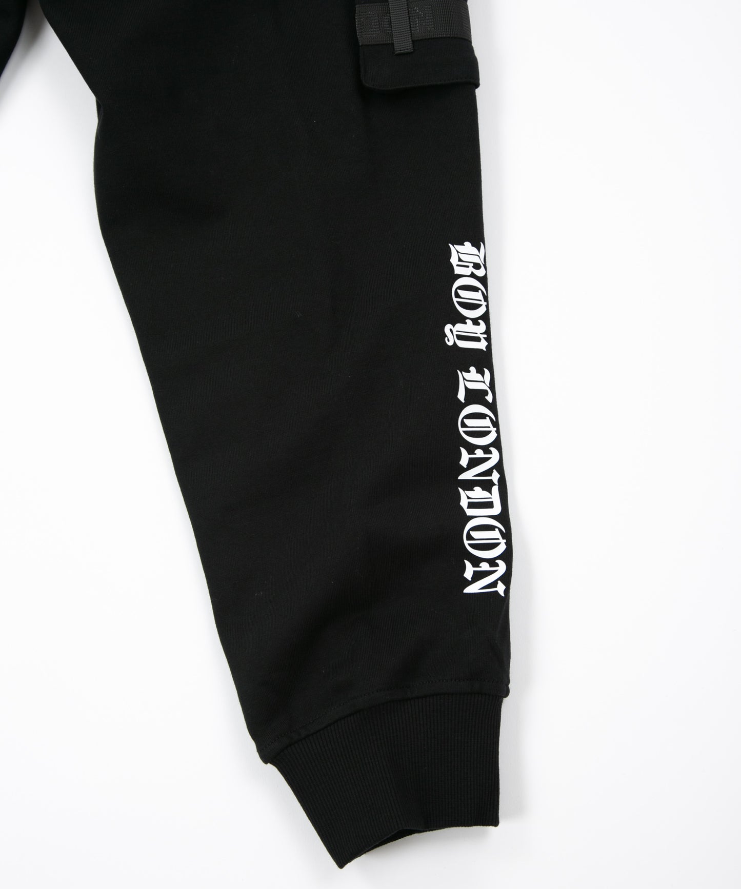 CARGO POCKET JOGGERS BLACK【B223N1500502】